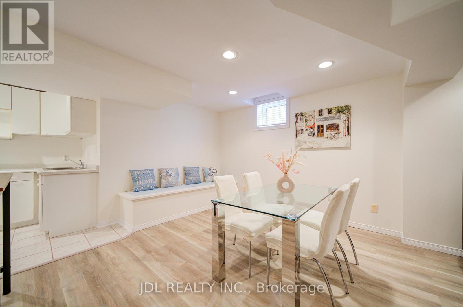 50 Summitcrest Drive, Richmond Hill, Ontario  L4S 1A7 - Photo 41 - N12970124