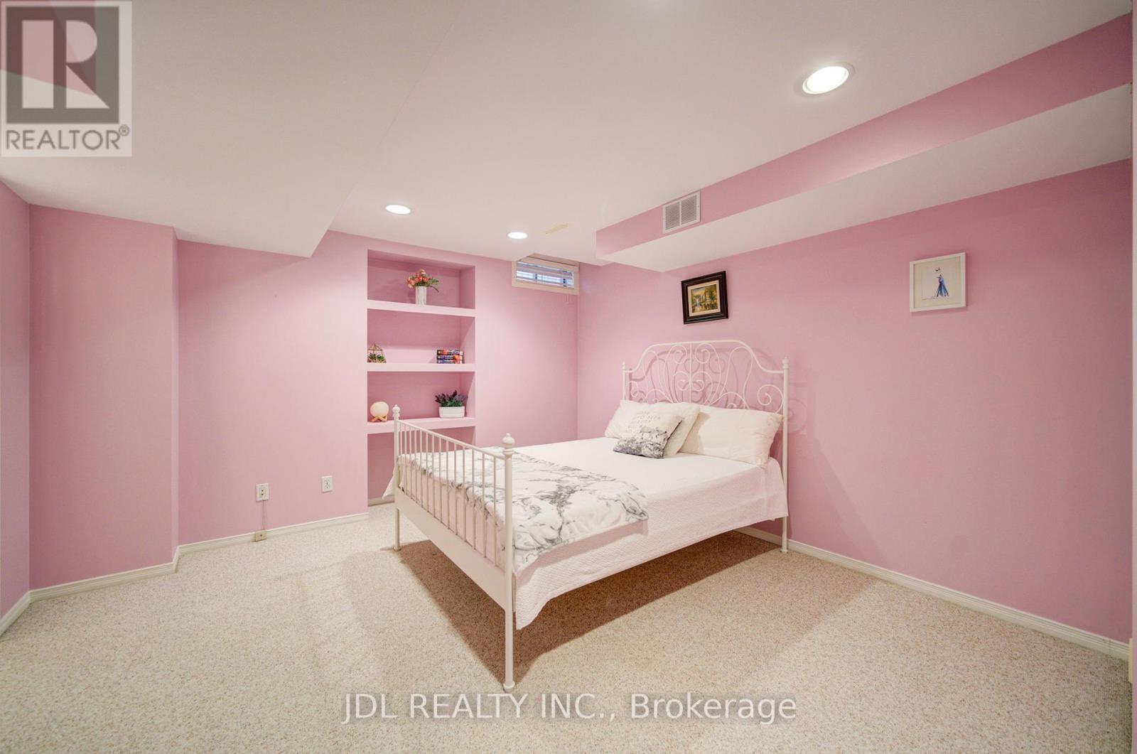 50 Summitcrest Drive, Richmond Hill, Ontario  L4S 1A7 - Photo 48 - N12970124