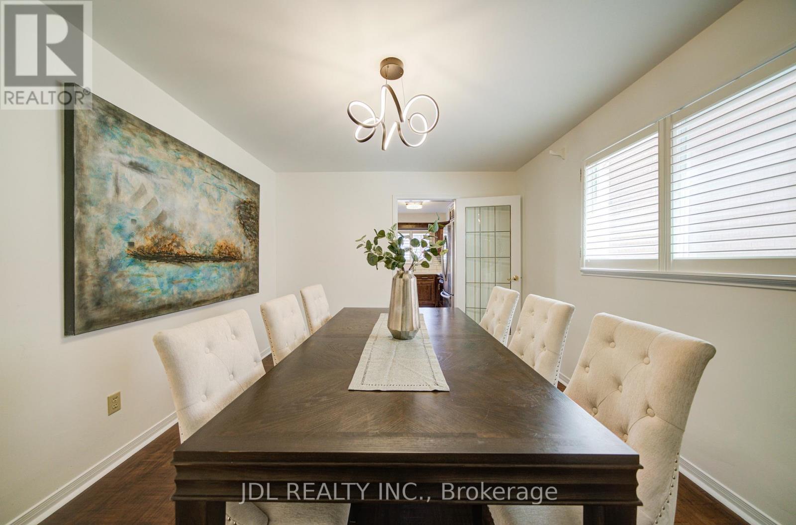 50 Summitcrest Drive, Richmond Hill, Ontario  L4S 1A7 - Photo 8 - N12970124