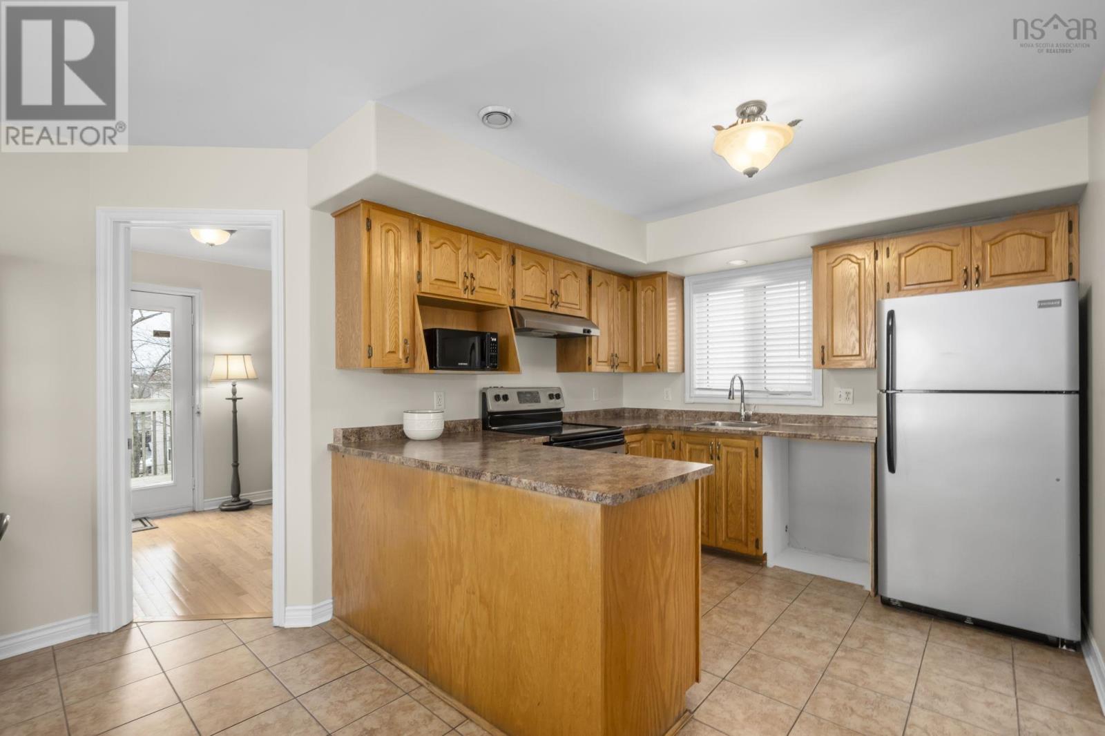 228 Charles Road, Timberlea, Nova Scotia  B3T 1N5 - Photo 11 - 202606607