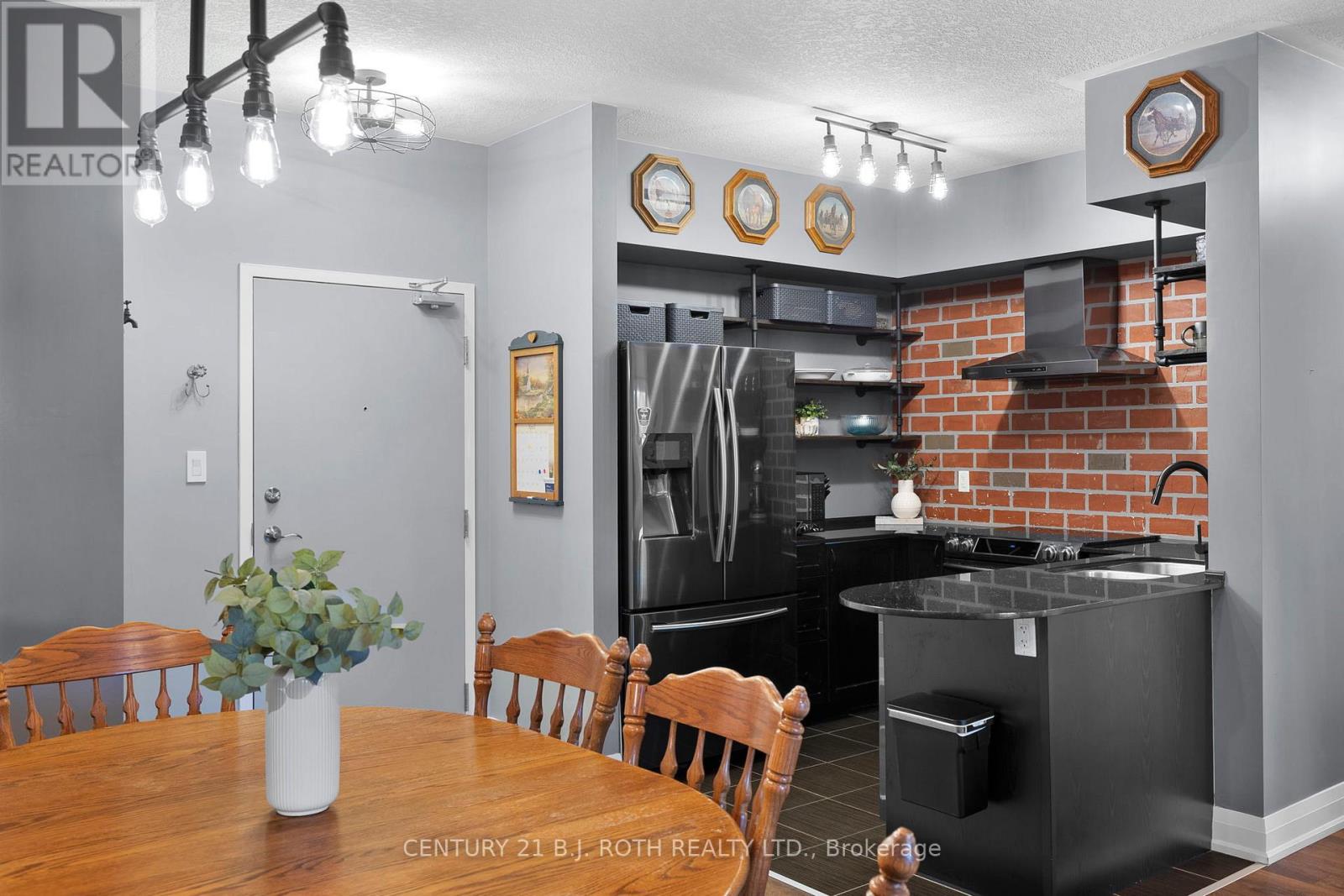 207 - 5 Greenwich Street, Barrie, Ontario  L4N 7Y8 - Photo 7 - S12969996