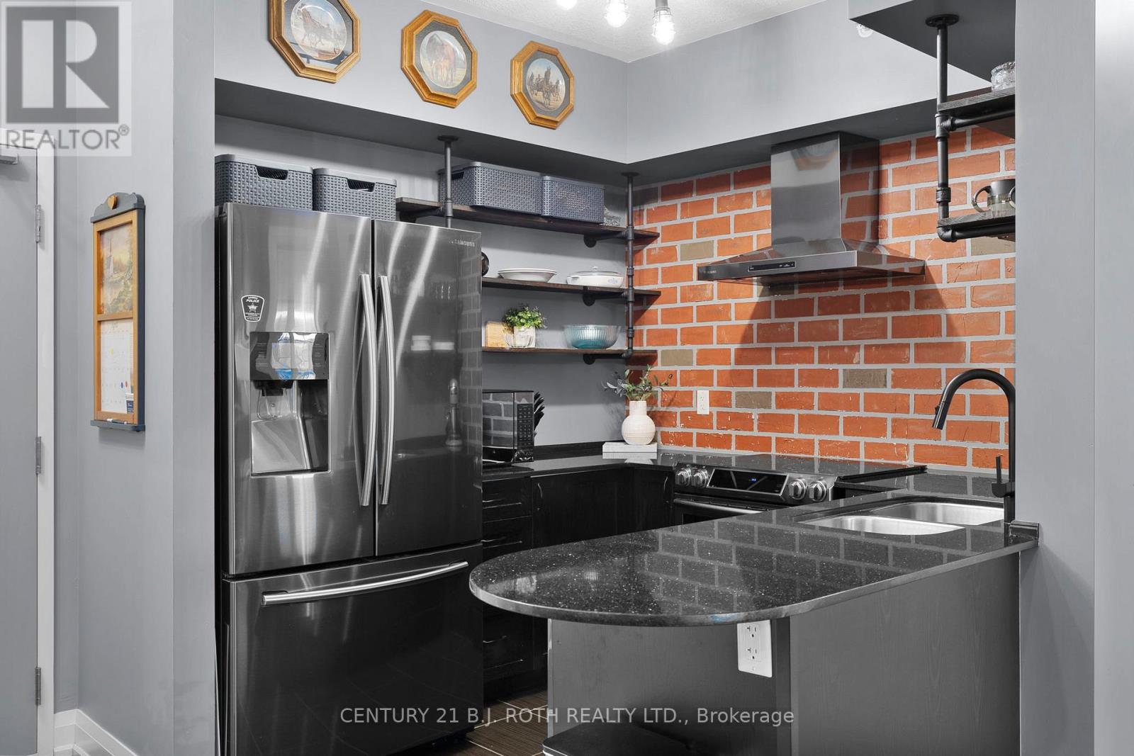 207 - 5 Greenwich Street, Barrie, Ontario  L4N 7Y8 - Photo 8 - S12969996