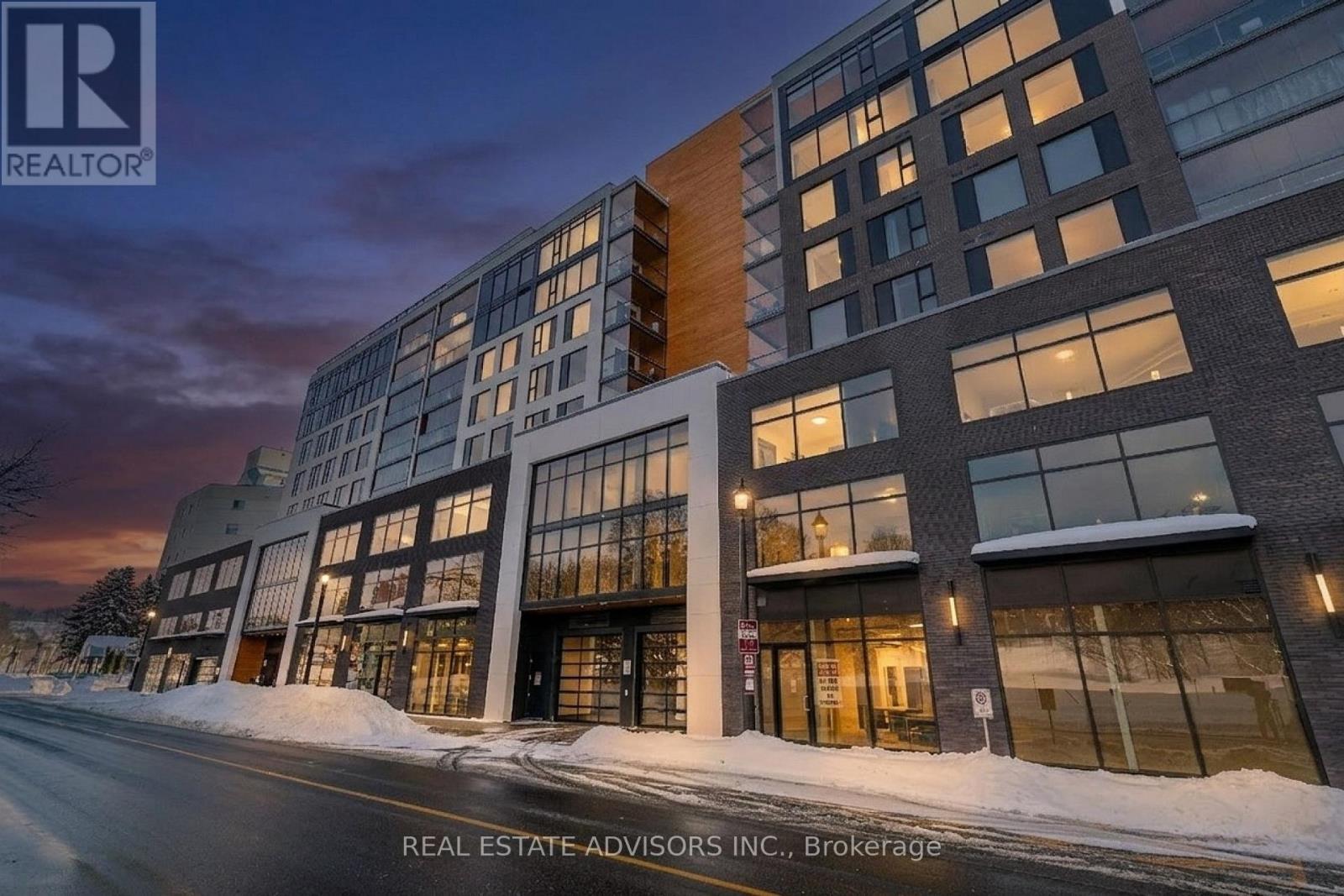 522 - 185 DUNLOP STREET E, Barrie, Ontario