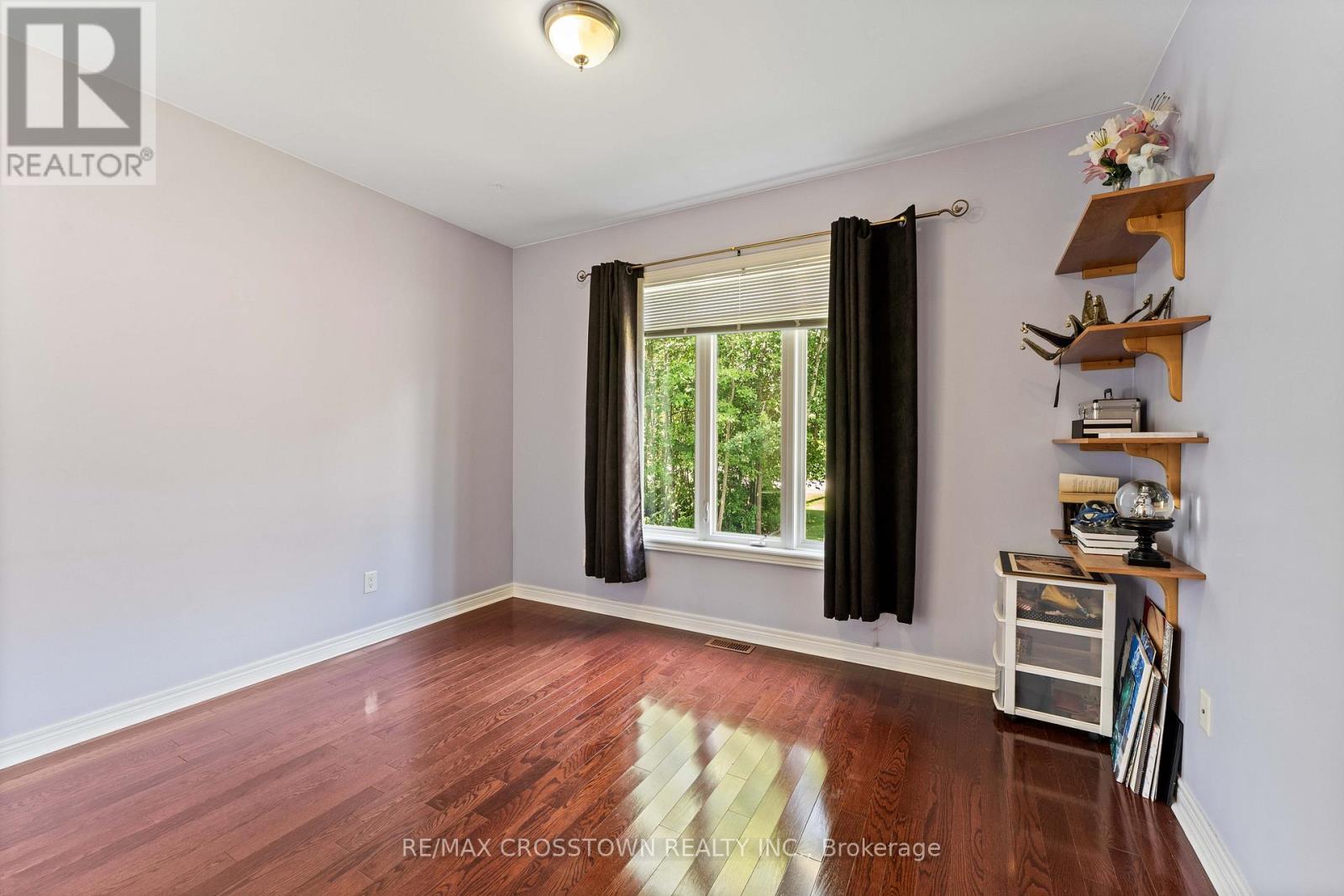 3545 Timberline Avenue, Severn (West Shore), Ontario L3V 0V8 - Photo 10 - S12970176