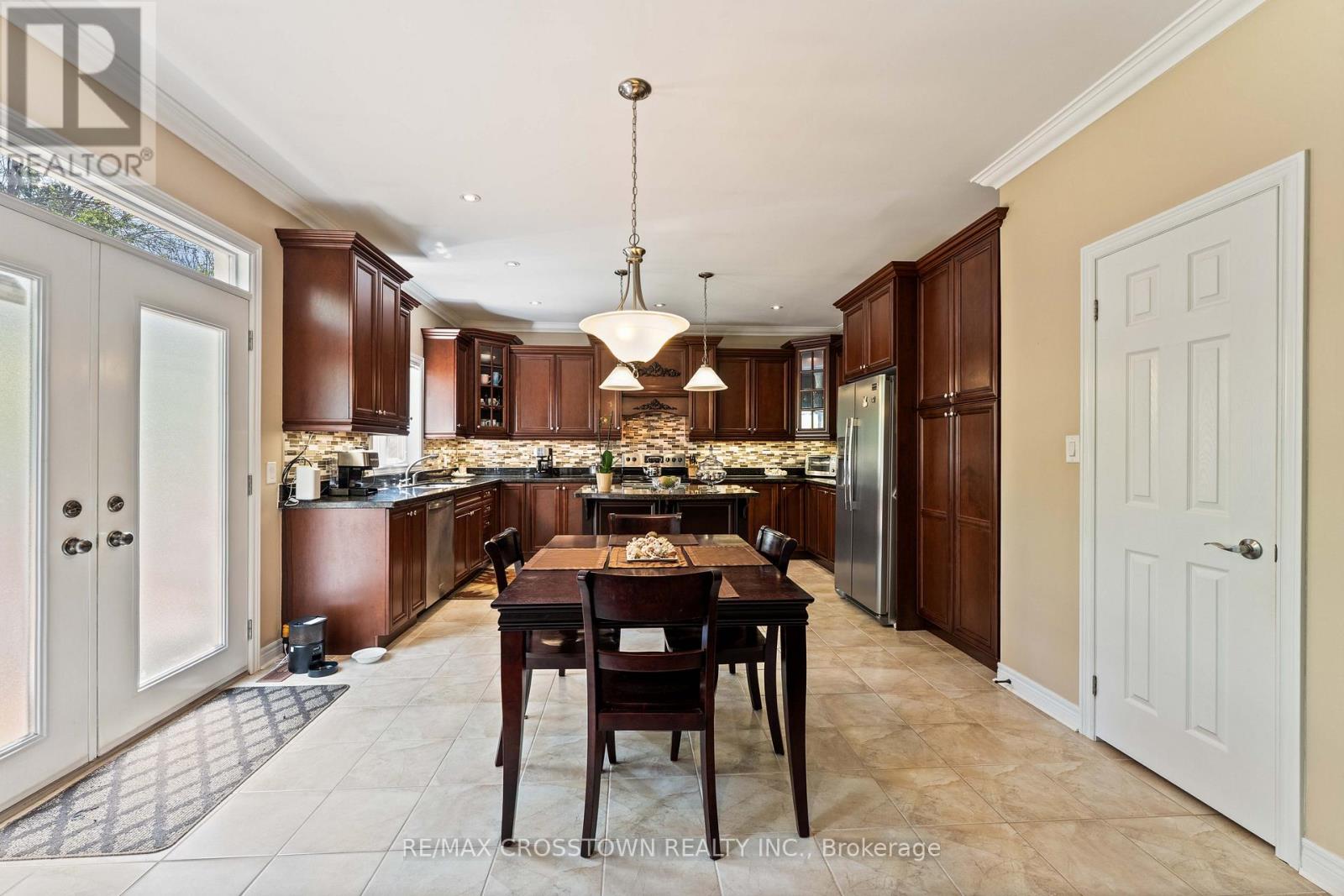 3545 Timberline Avenue, Severn (West Shore), Ontario L3V 0V8 - Photo 16 - S12970176