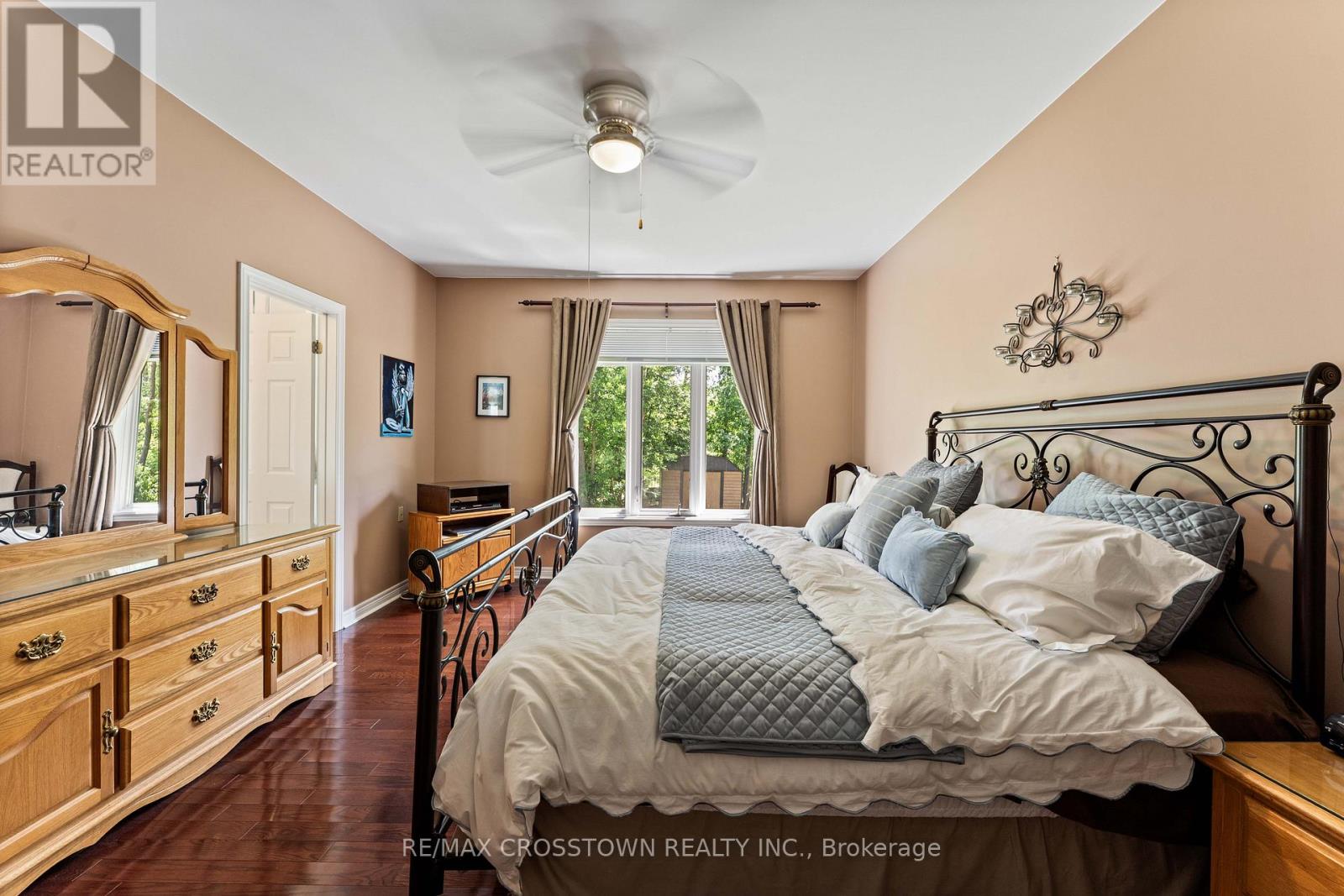 3545 Timberline Avenue, Severn (West Shore), Ontario L3V 0V8 - Photo 20 - S12970176