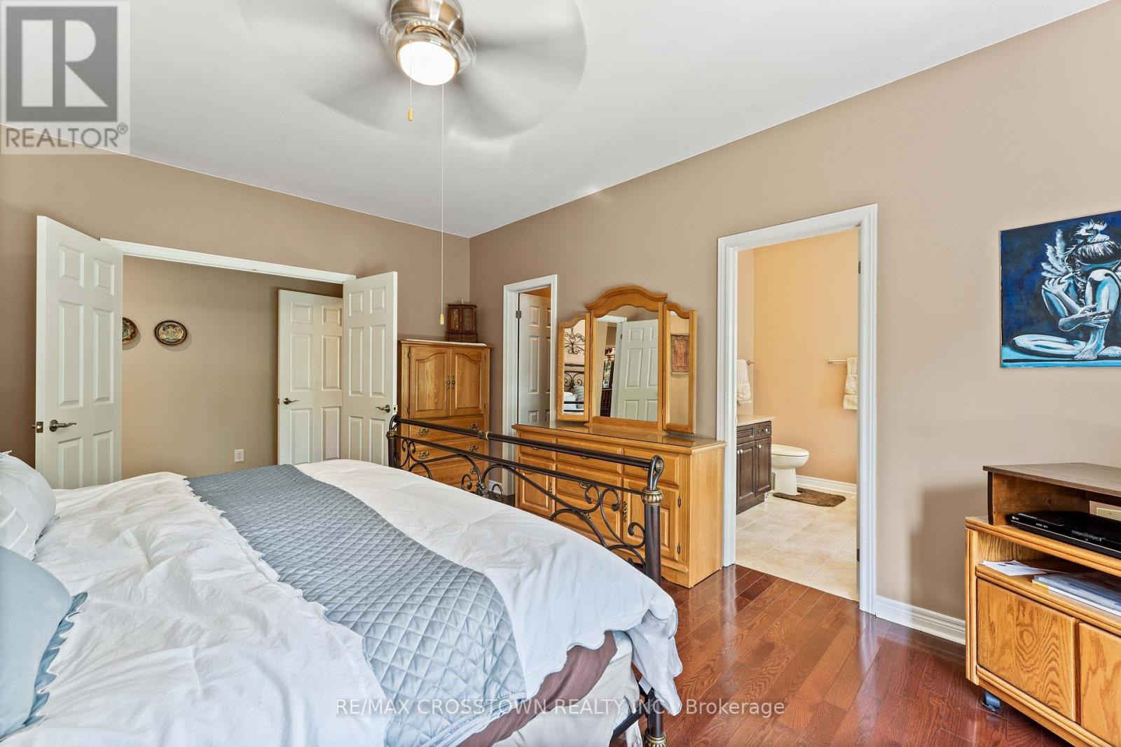 3545 Timberline Avenue, Severn (West Shore), Ontario L3V 0V8 - Photo 21 - S12970176