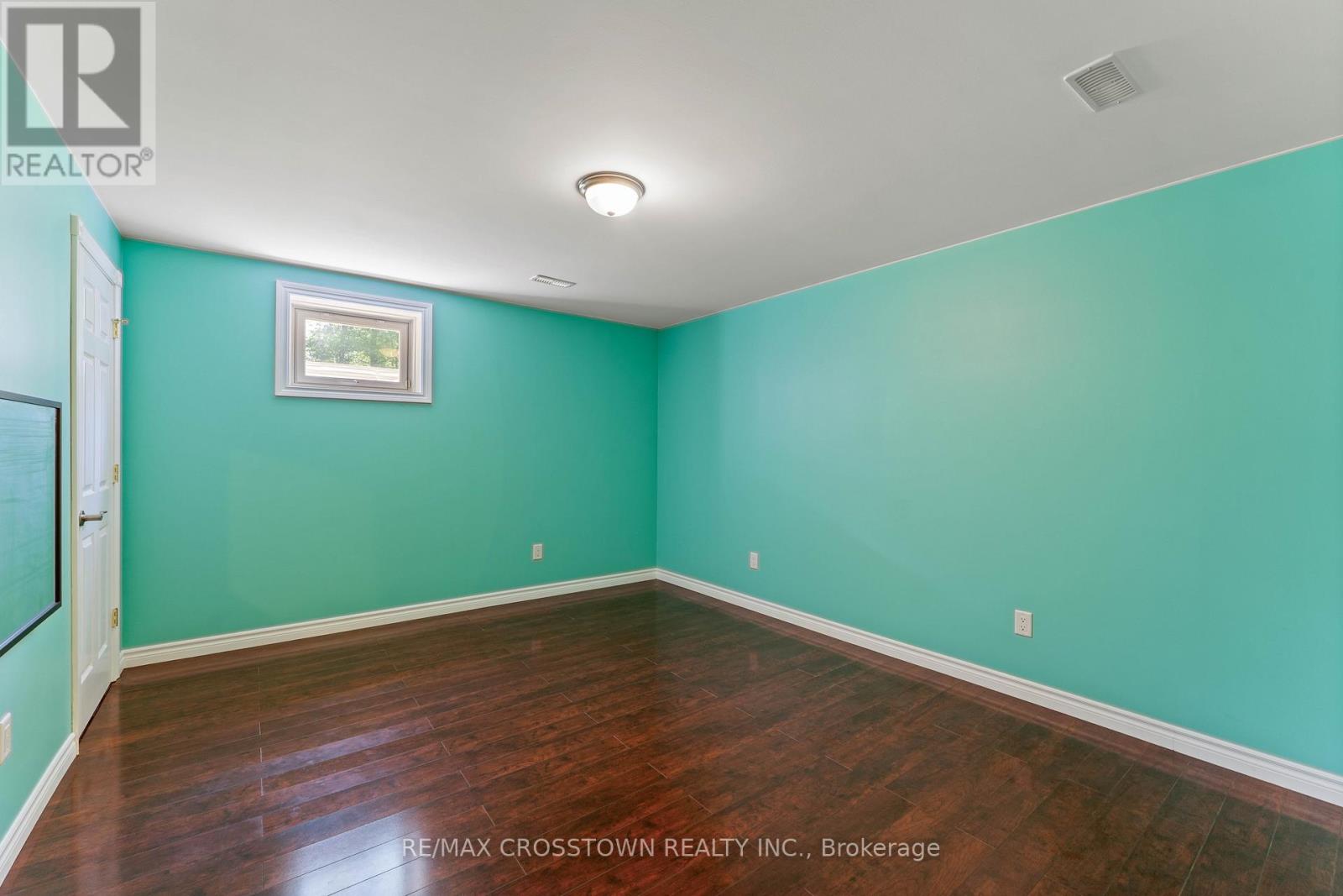 3545 Timberline Avenue, Severn (West Shore), Ontario L3V 0V8 - Photo 30 - S12970176