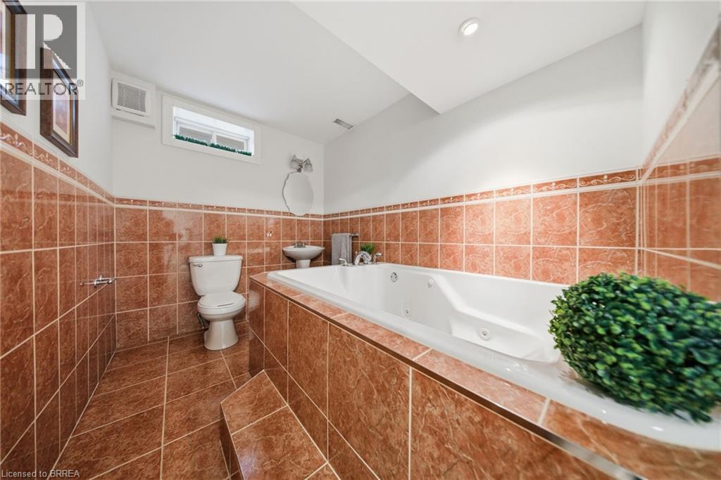 76 Shadyglen Drive, Stoney Creek, Ontario  L8J 3W8 - Photo 19 - 40816283