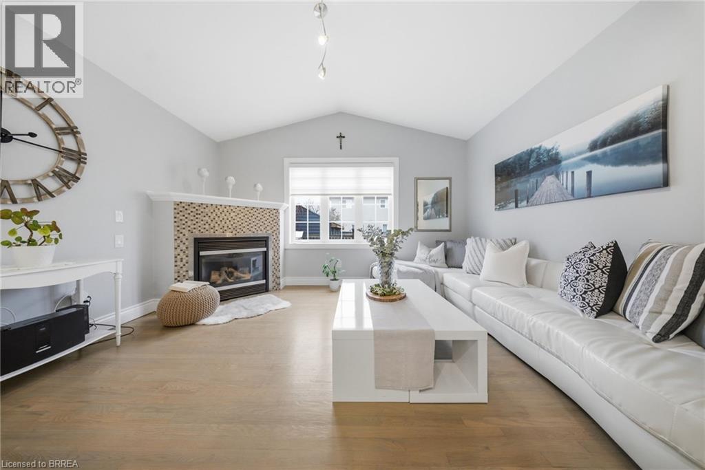 76 Shadyglen Drive, Stoney Creek, Ontario  L8J 3W8 - Photo 4 - 40816283