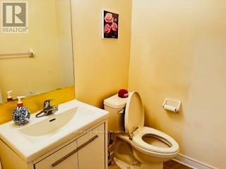 97 Maroon Drive, Richmond Hill, Ontario  L4E 5B6 - Photo 13 - N12947268