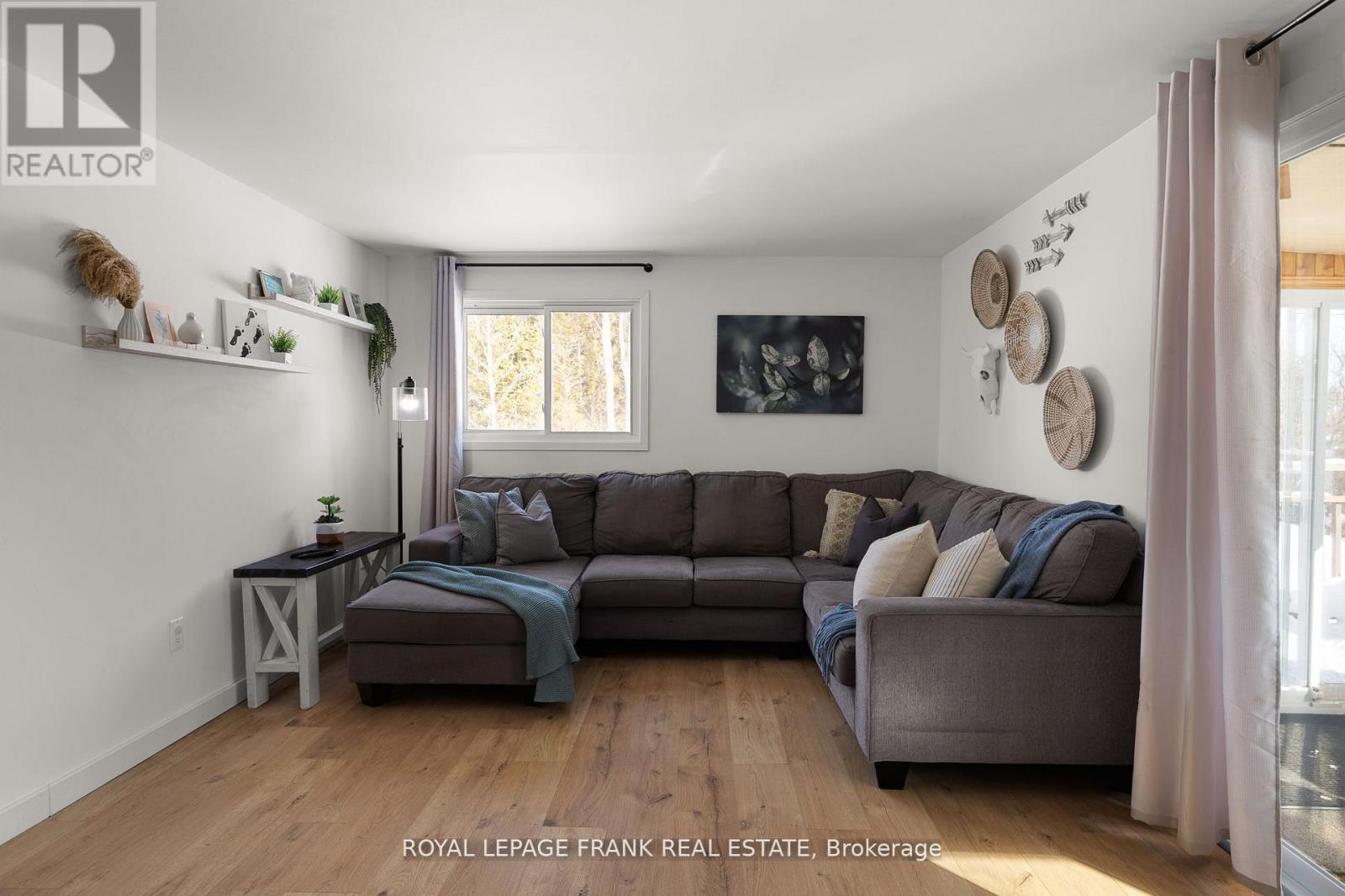 2378 Monck Road, Kawartha Lakes, Ontario  K0M 2B0 - Photo 15 - X12888058