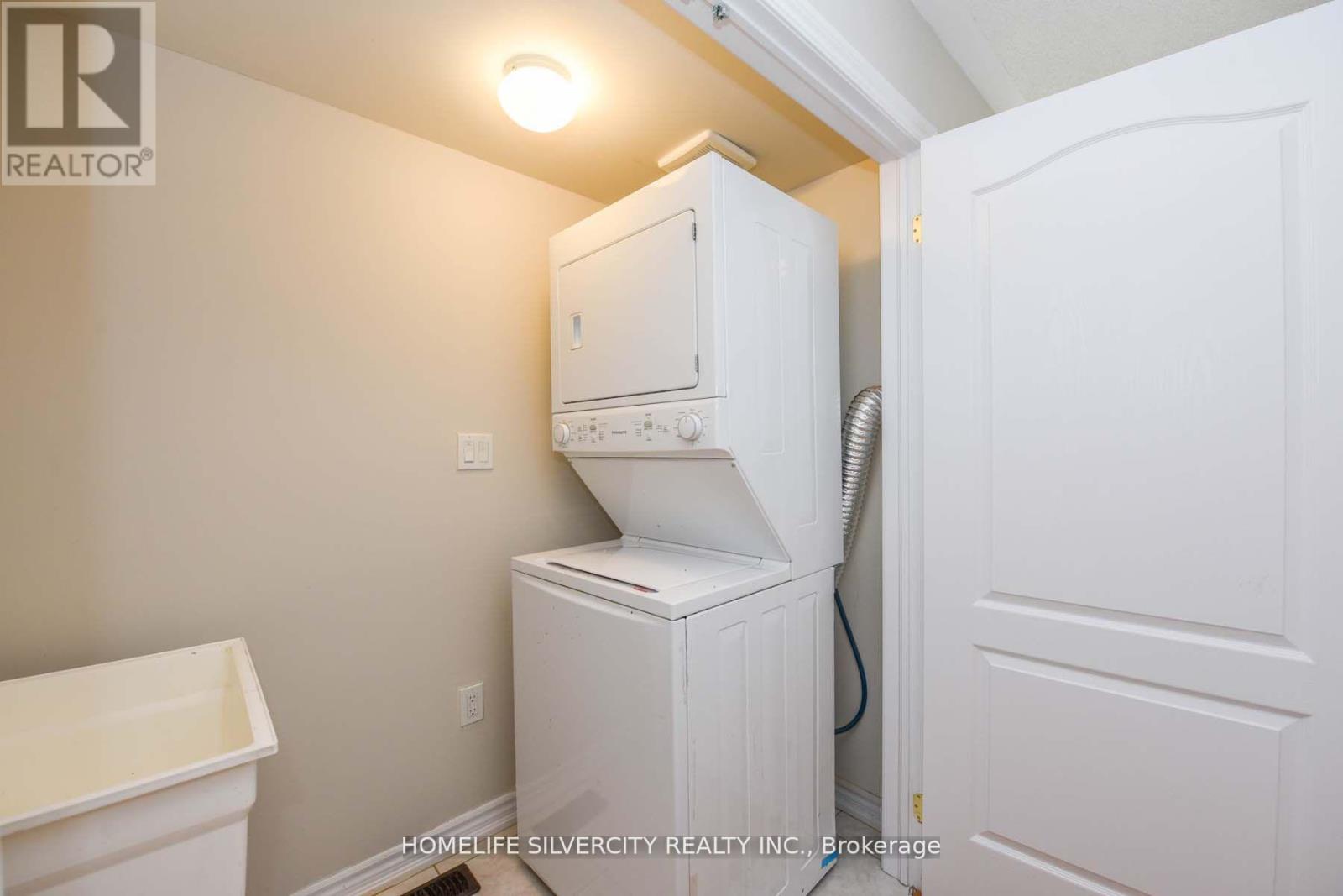 7 Miami Grove, Brampton, Ontario  L6Z 0H7 - Photo 17 - W12969958