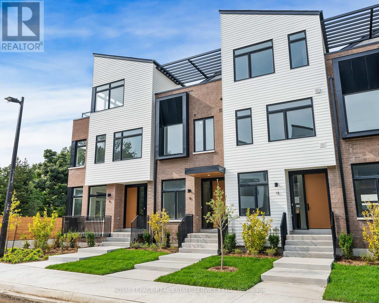 12 - 20 LOU PARSONS WAY, Mississauga, Ontario