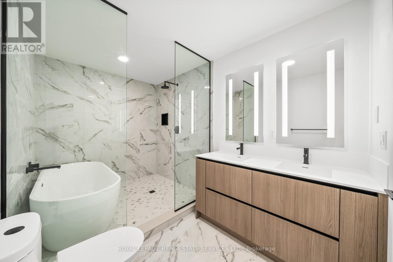 12 - 20 Lou Parsons Way, Mississauga, Ontario  L5H 0B2 - Photo 18 - W12969976