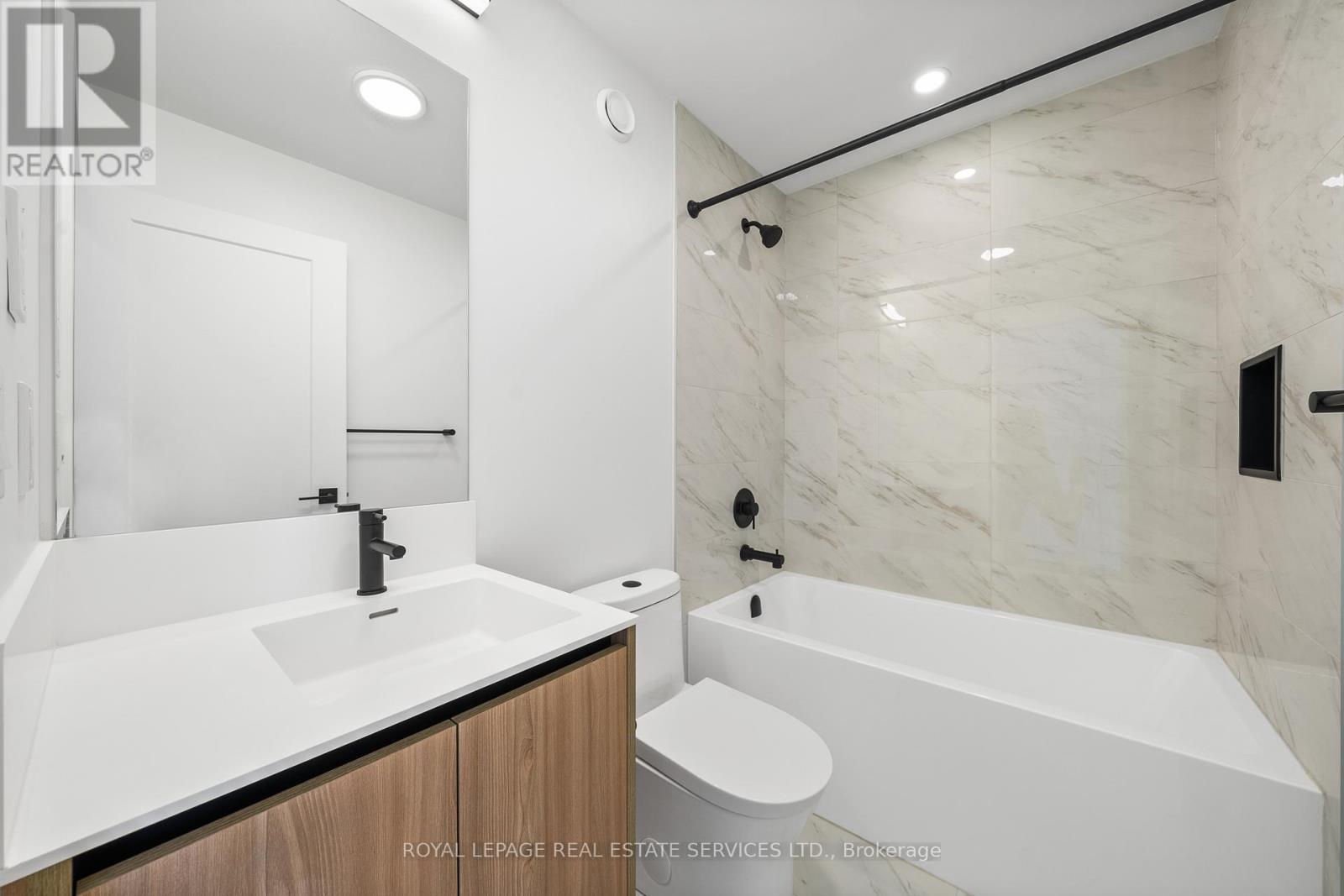 12 - 20 Lou Parsons Way, Mississauga, Ontario  L5H 0B2 - Photo 24 - W12969976