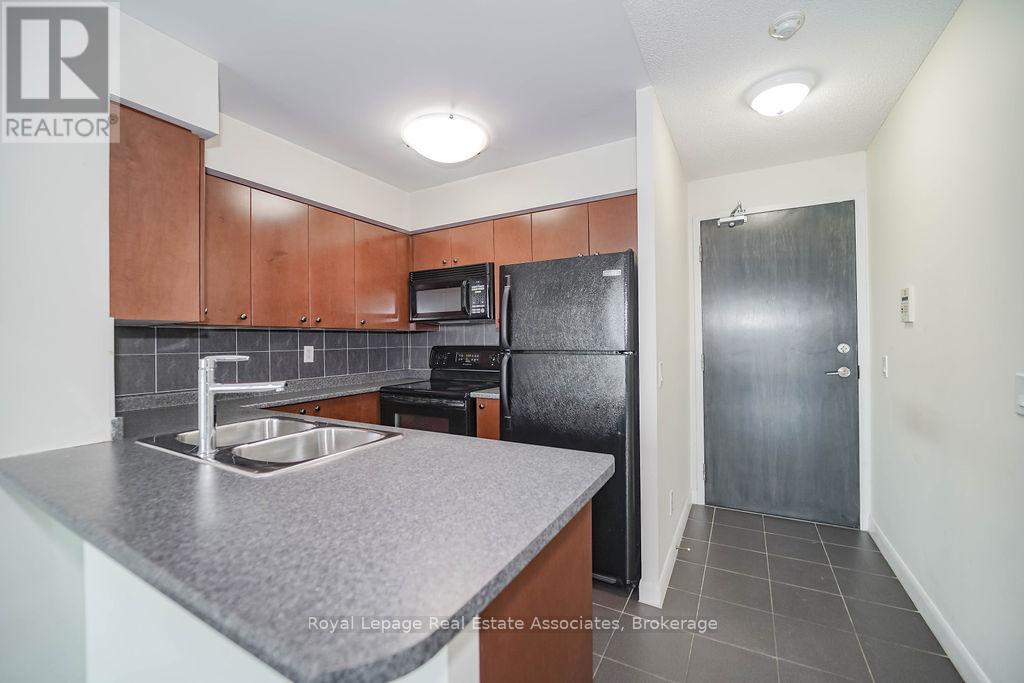 709 - 235 Sherway Gardens Road, Toronto, Ontario  M9C 0A2 - Photo 8 - W12970044