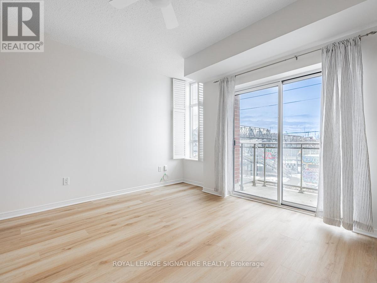 316 - 2495 Dundas Street W, Toronto, Ontario  M6P 1X4 - Photo 3 - W12970050