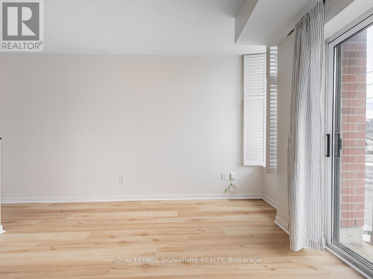 316 - 2495 Dundas Street W, Toronto, Ontario  M6P 1X4 - Photo 6 - W12970050