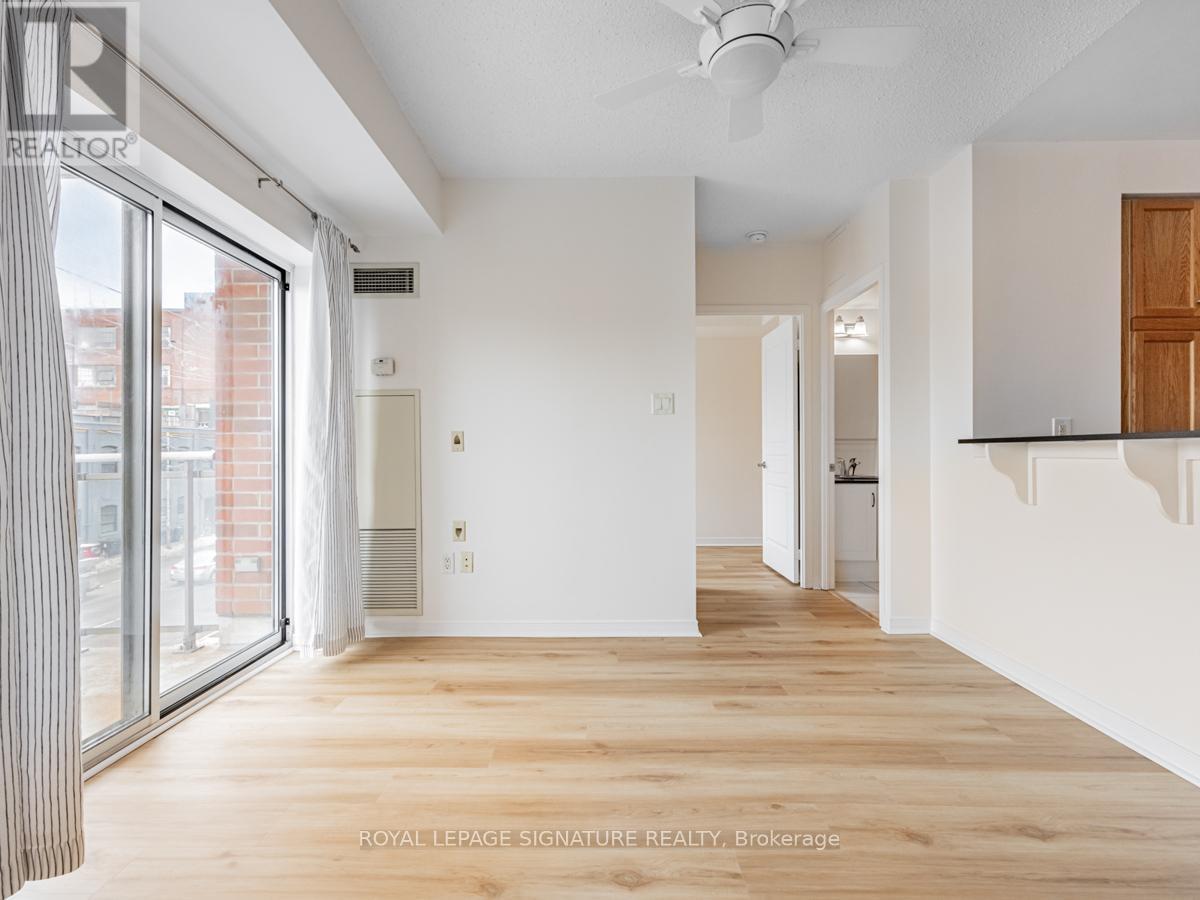 316 - 2495 Dundas Street W, Toronto, Ontario  M6P 1X4 - Photo 7 - W12970050