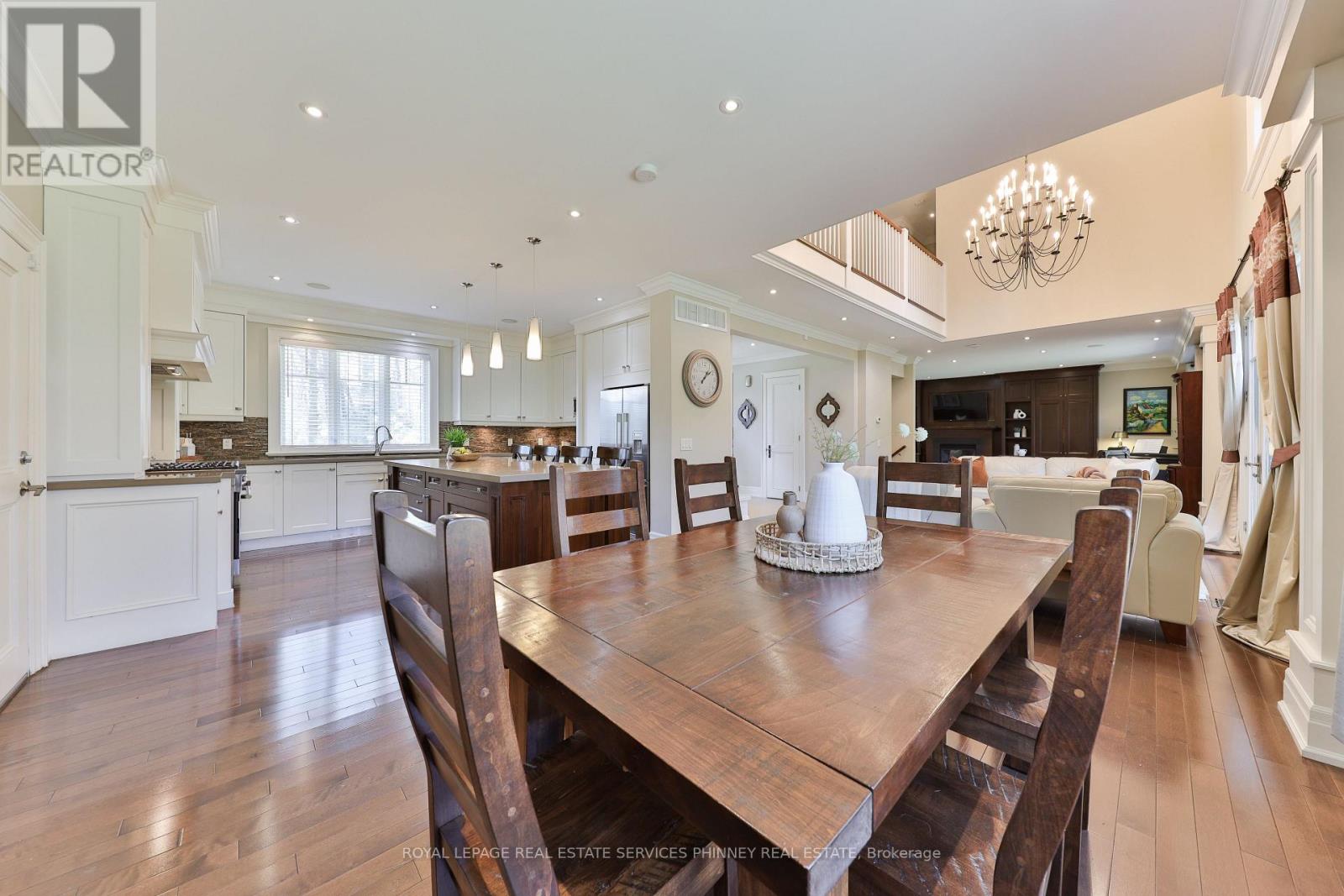 80 Oakes Drive, Mississauga, Ontario  L5G 3M1 - Photo 14 - W12970090