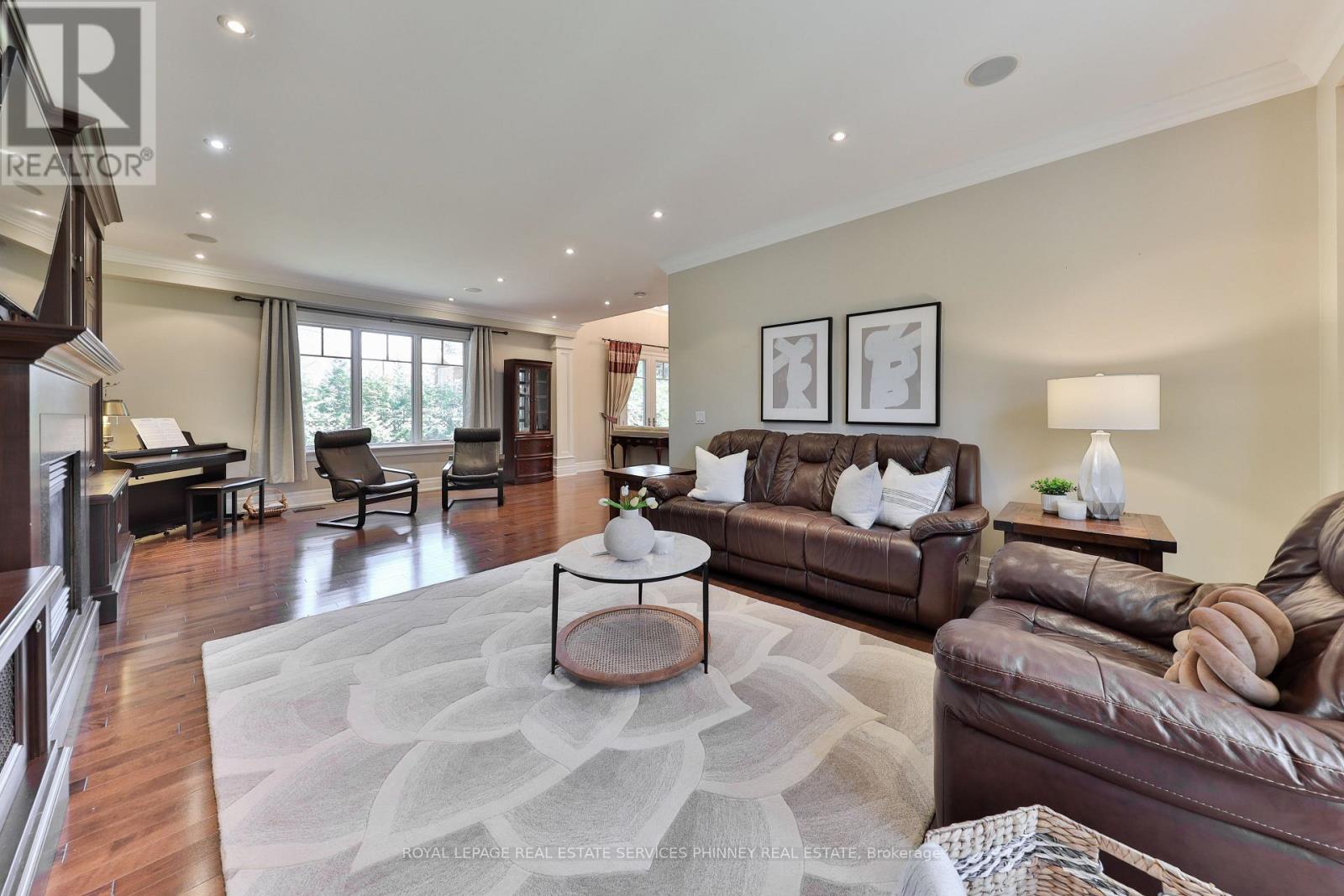 80 Oakes Drive, Mississauga, Ontario  L5G 3M1 - Photo 17 - W12970090