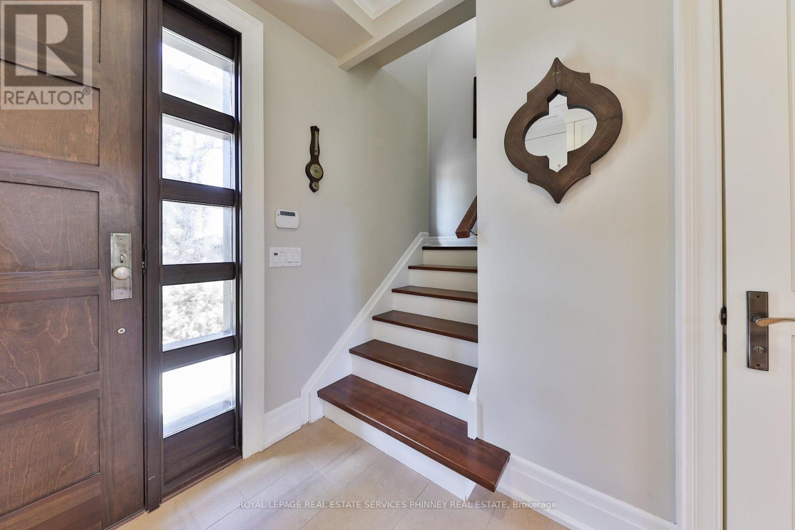 80 Oakes Drive, Mississauga, Ontario  L5G 3M1 - Photo 19 - W12970090