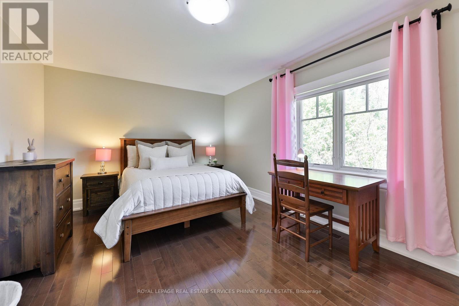 80 Oakes Drive, Mississauga, Ontario  L5G 3M1 - Photo 28 - W12970090