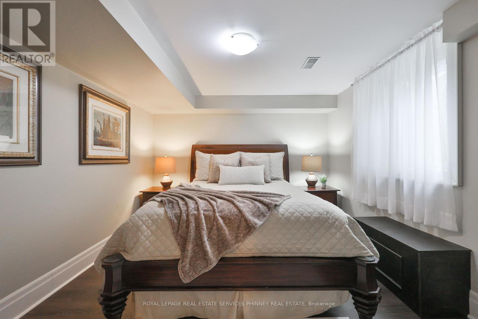 80 Oakes Drive, Mississauga, Ontario  L5G 3M1 - Photo 40 - W12970090