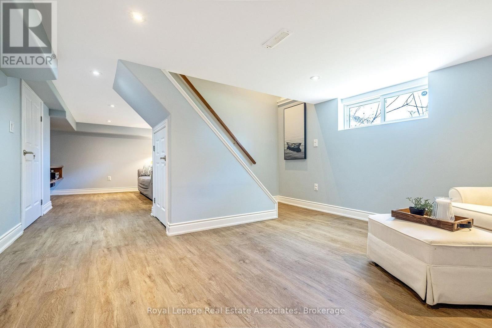 3 Beaver Street, Halton Hills, Ontario  L7G 3P4 - Photo 31 - W12970110