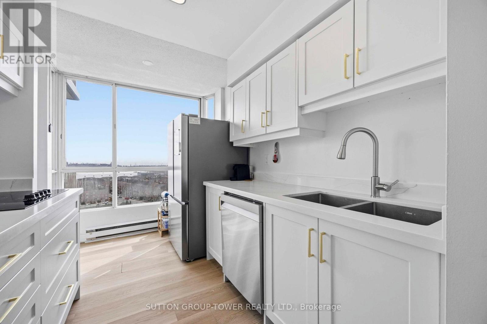 1901 - 3077 Weston Road, Toronto, Ontario  M9M 3A1 - Photo 12 - W12970126