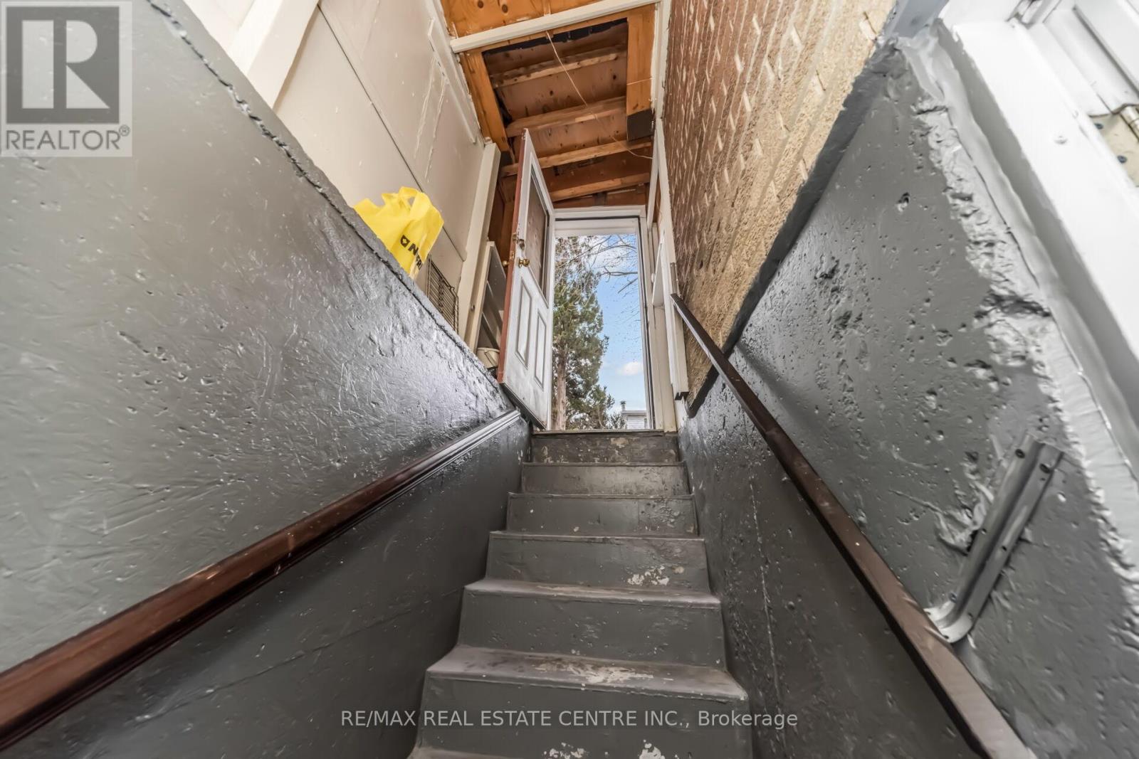 48 Horne Drive, Brampton, Ontario  L6V 2V3 - Photo 45 - W12970132