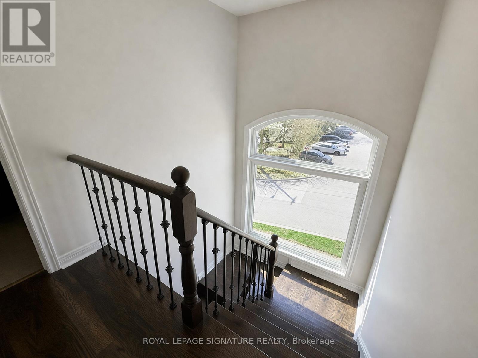 1 Granite Court, Toronto (Mimico), Ontario  M8V 4A4 - Photo 13 - W12970172