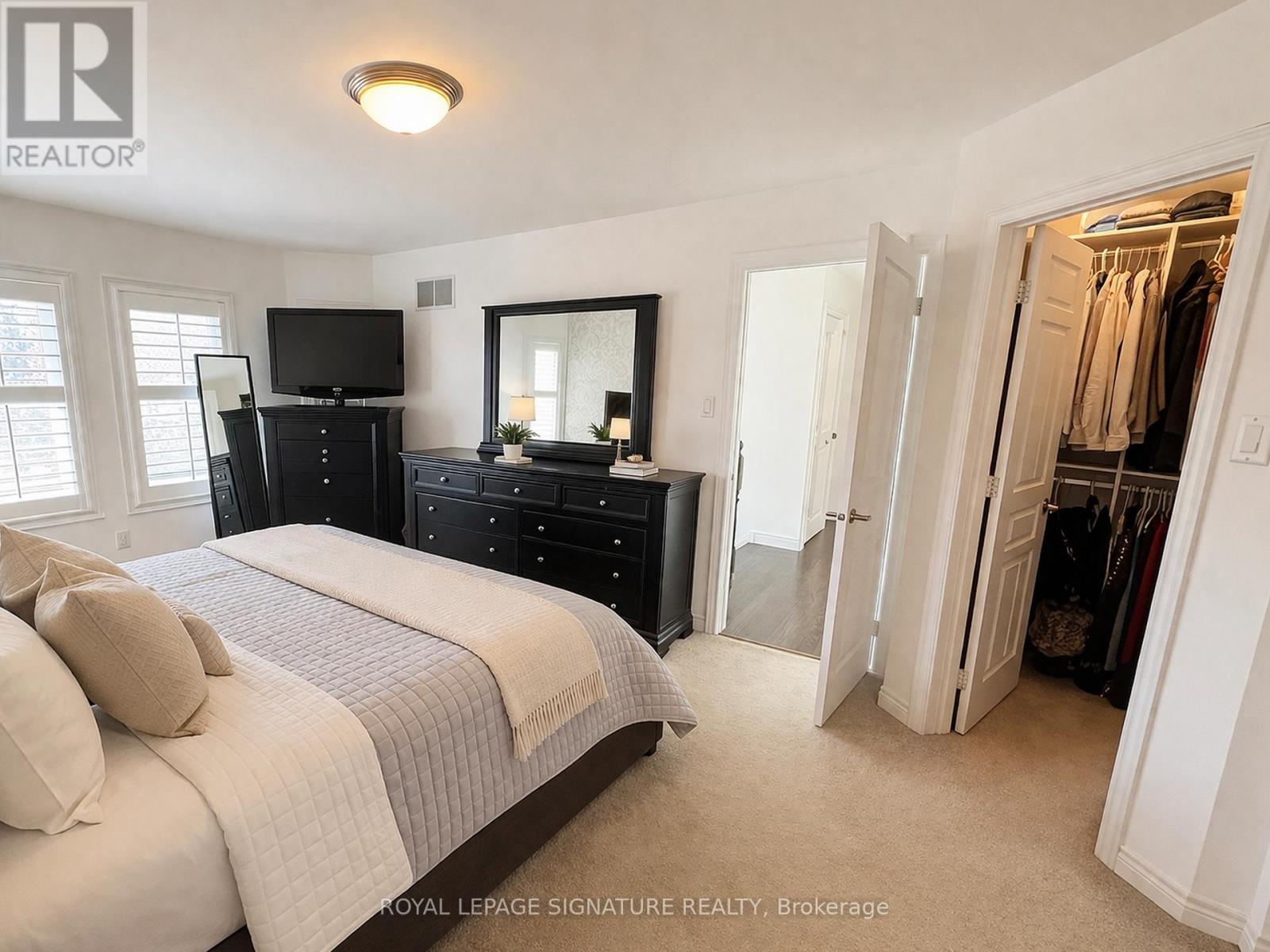 1 Granite Court, Toronto (Mimico), Ontario  M8V 4A4 - Photo 15 - W12970172