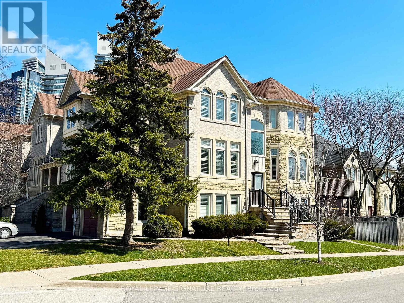 1 Granite Court, Toronto (Mimico), Ontario  M8V 4A4 - Photo 33 - W12970172