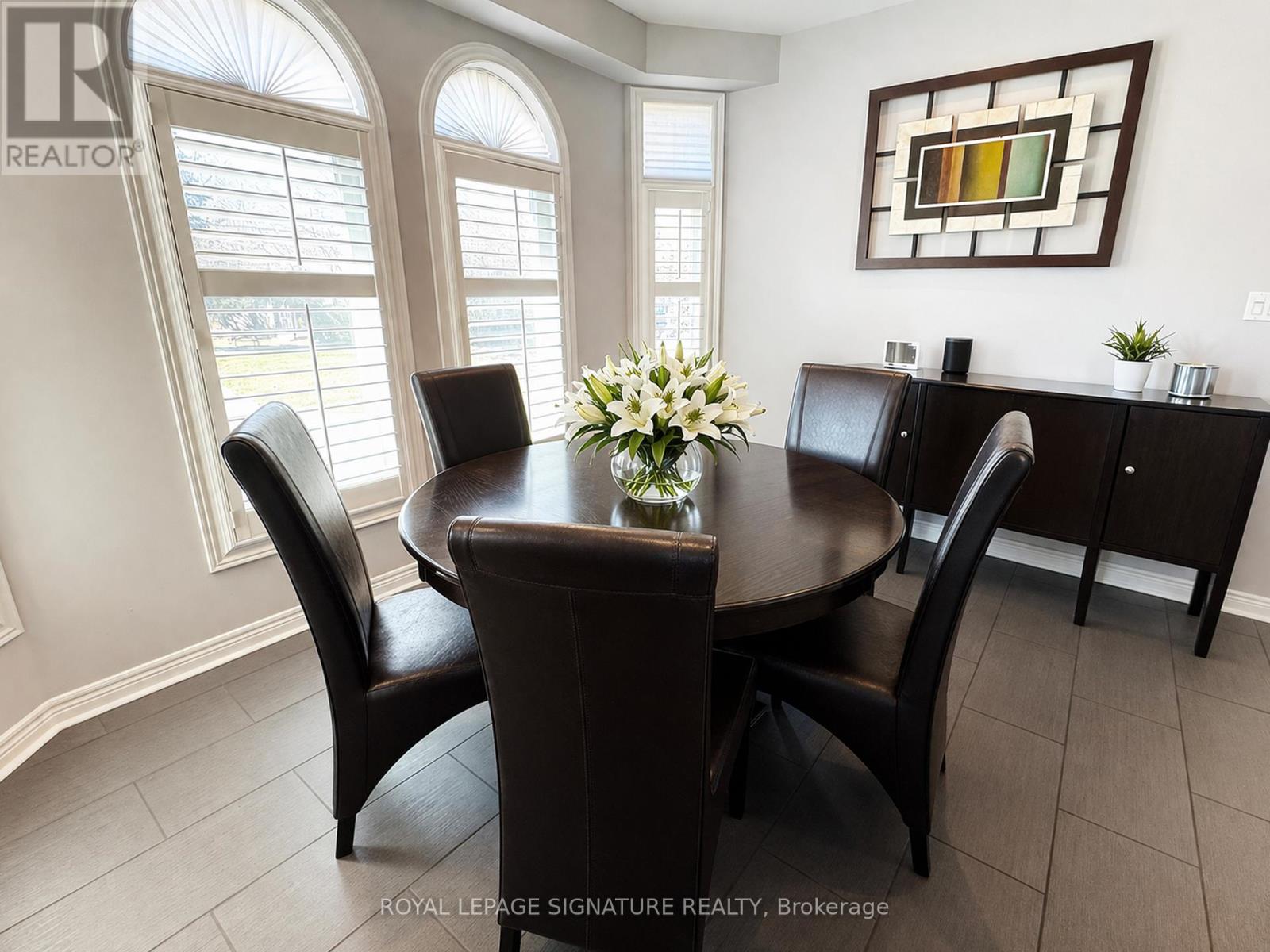 1 Granite Court, Toronto (Mimico), Ontario  M8V 4A4 - Photo 9 - W12970172