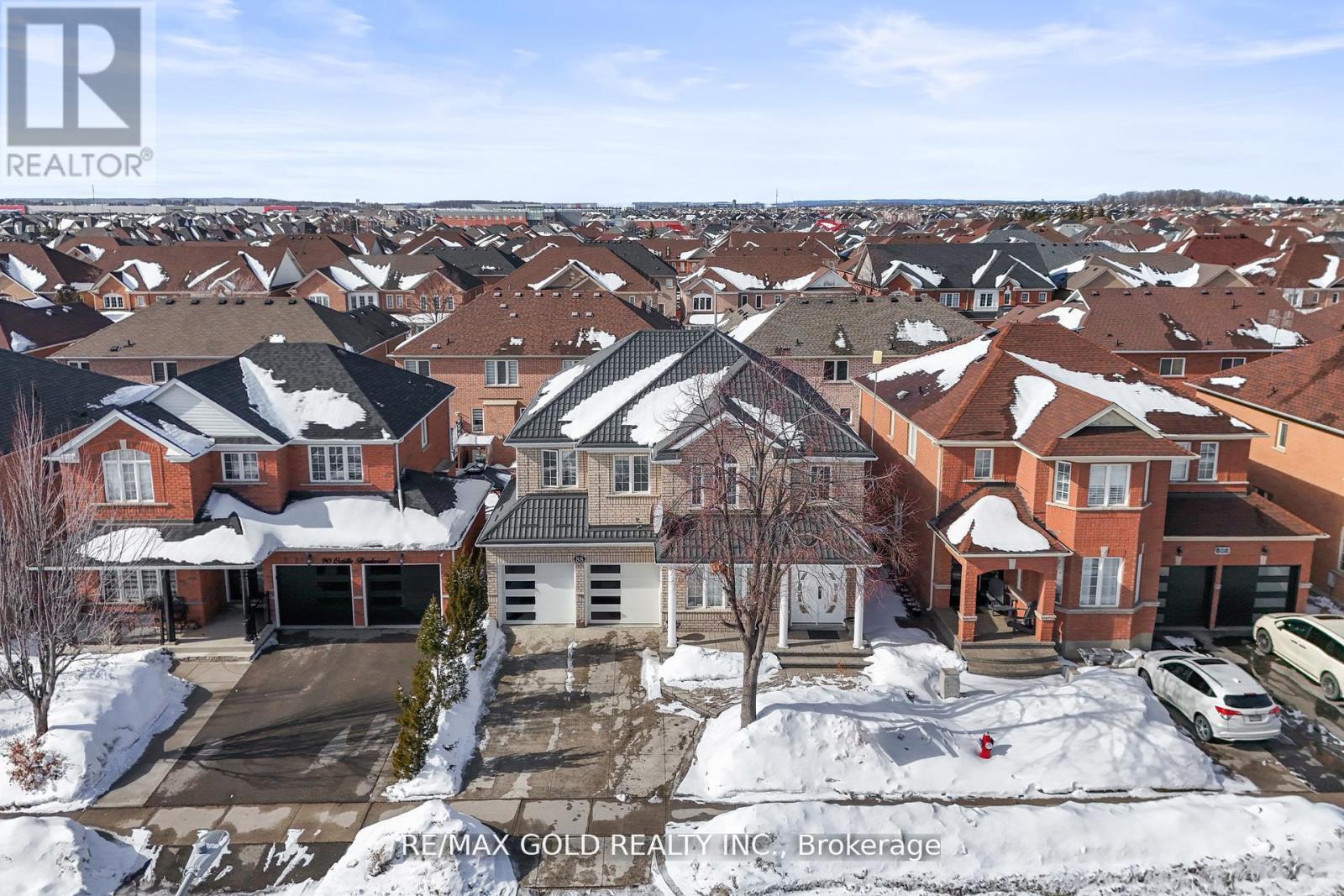 88 Octillo Boulevard, Brampton, Ontario  L6R 2V6 - Photo 2 - W12970180