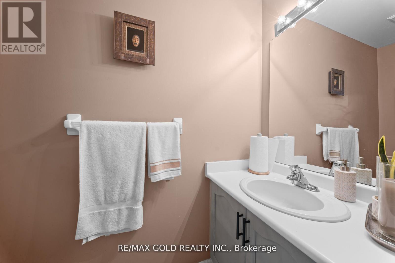 88 Octillo Boulevard, Brampton, Ontario  L6R 2V6 - Photo 23 - W12970180