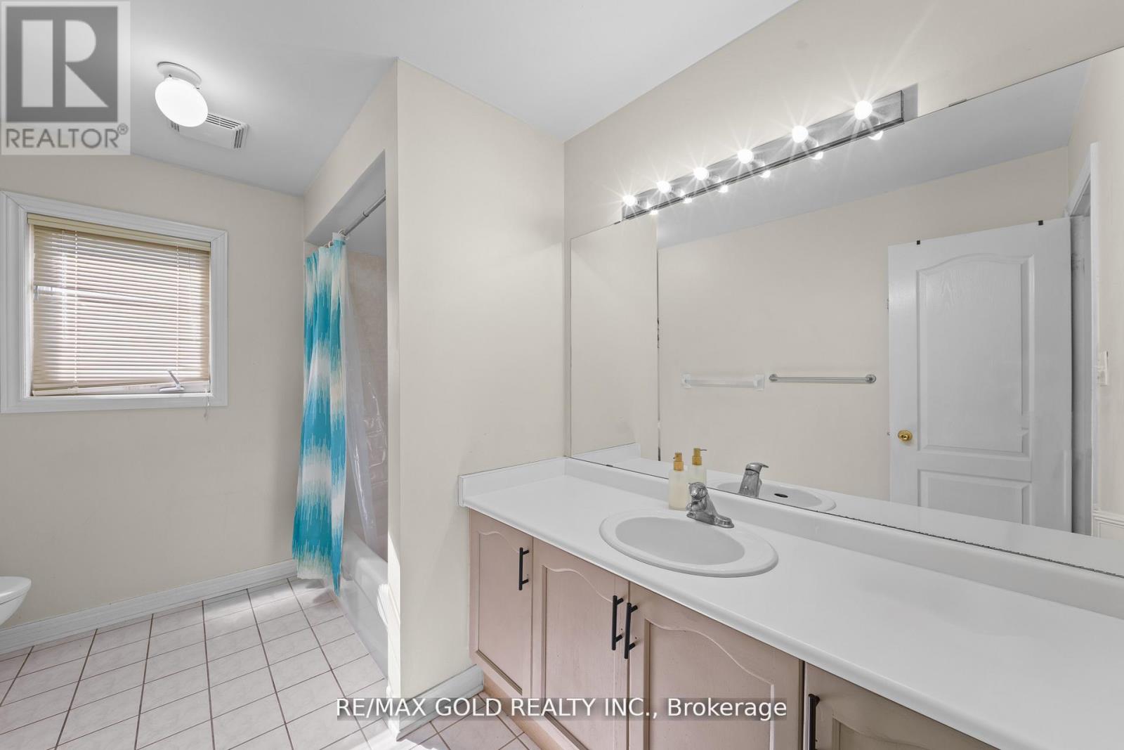 88 Octillo Boulevard, Brampton, Ontario  L6R 2V6 - Photo 40 - W12970180