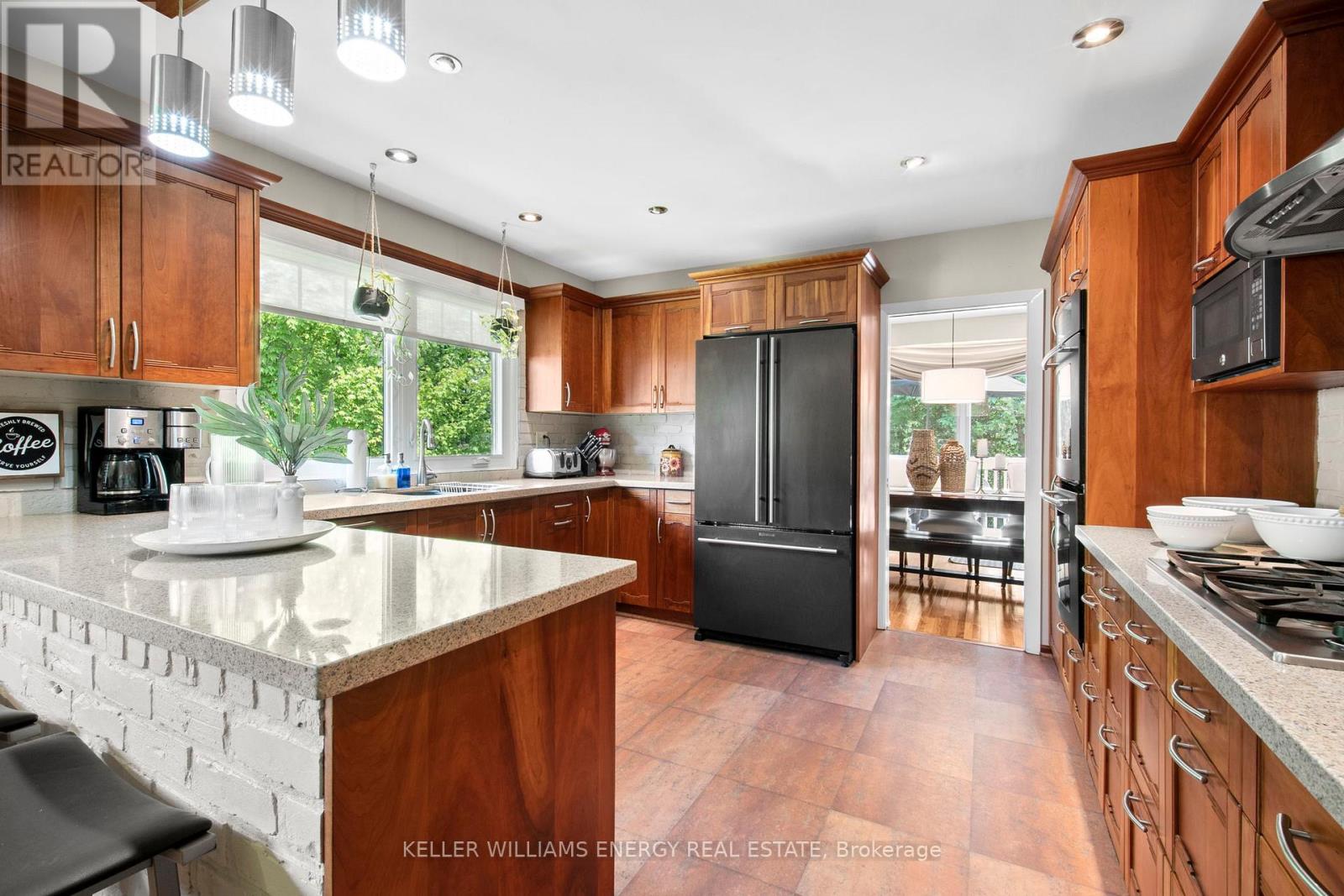 833 Glenmanor Drive, Oshawa, Ontario  L1J 5A6 - Photo 16 - E12970236