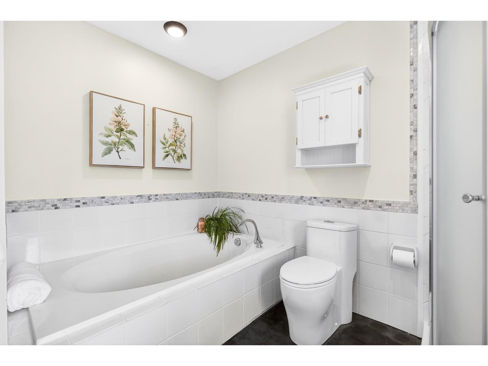 8573 142 Street, Surrey, British Columbia  V3W 0S3 - Photo 23 - R3106977