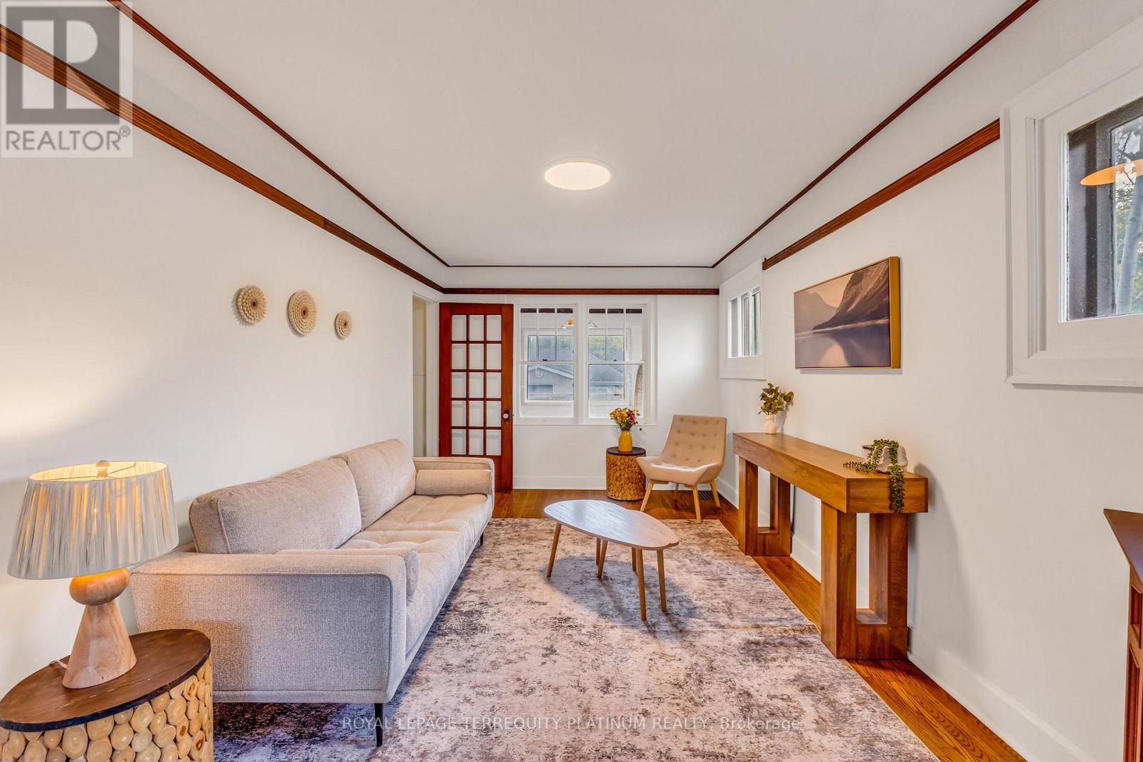 10 Locarno Avenue, Hamilton, Ontario  L8H 7H3 - Photo 9 - X12970000