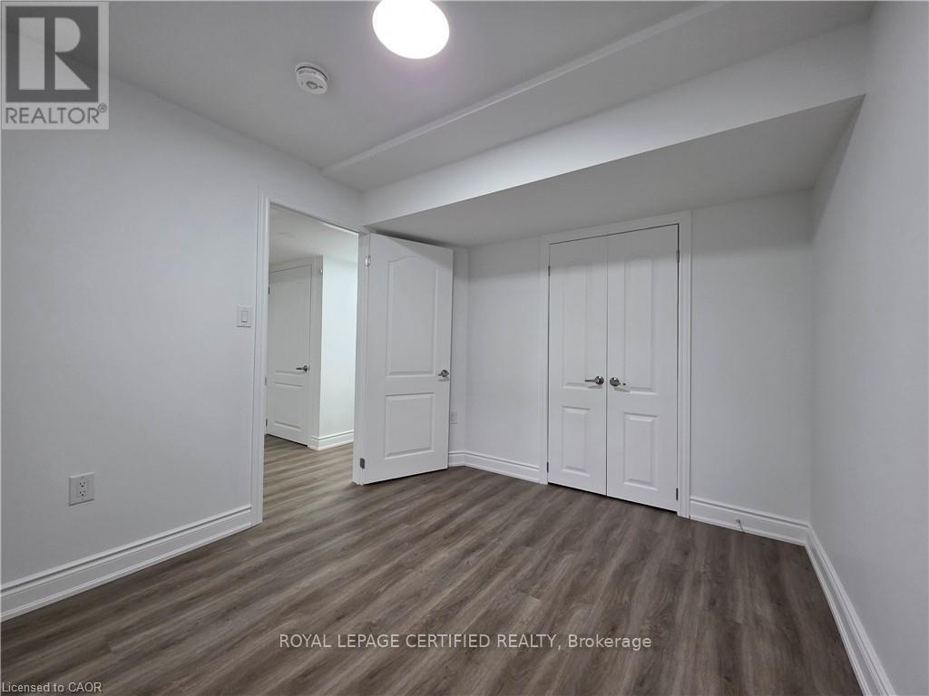 Bsmt - 24 Chase Crescent, Cambridge, Ontario  N3C 0C5 - Photo 11 - X12970022