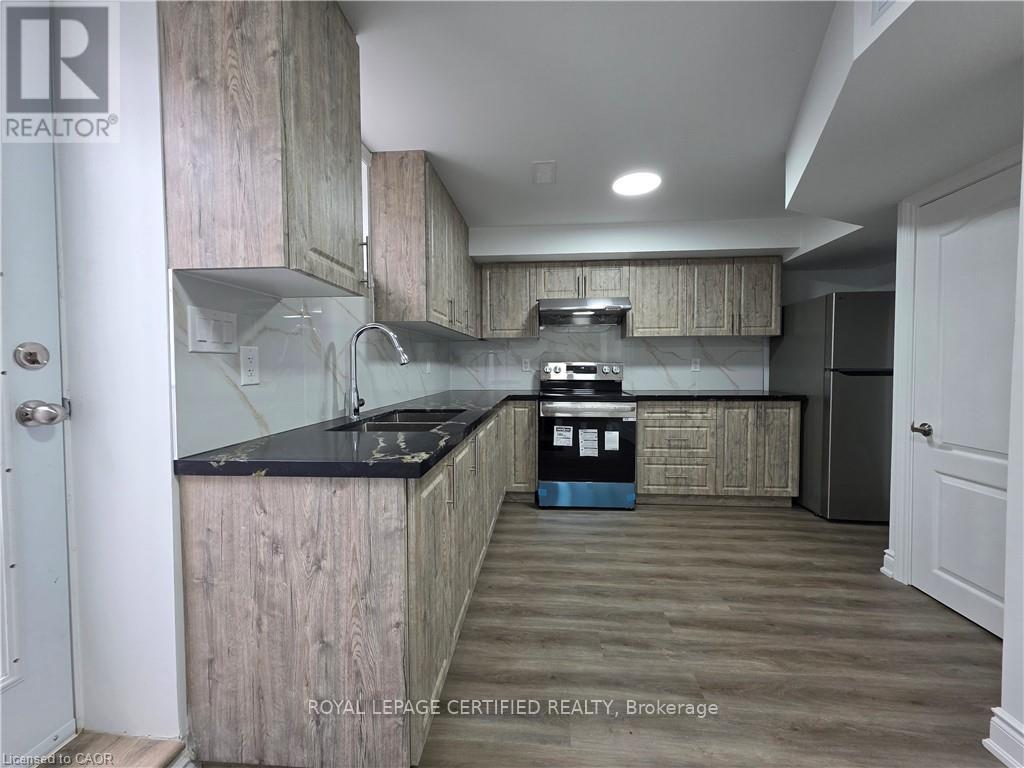 Bsmt - 24 Chase Crescent, Cambridge, Ontario  N3C 0C5 - Photo 12 - X12970022