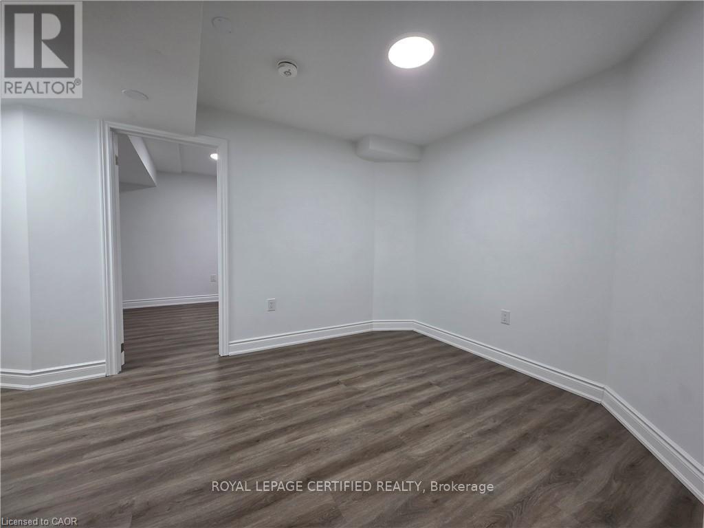 Bsmt - 24 Chase Crescent, Cambridge, Ontario  N3C 0C5 - Photo 13 - X12970022