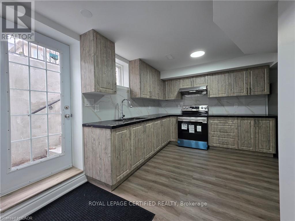 Bsmt - 24 Chase Crescent, Cambridge, Ontario  N3C 0C5 - Photo 5 - X12970022