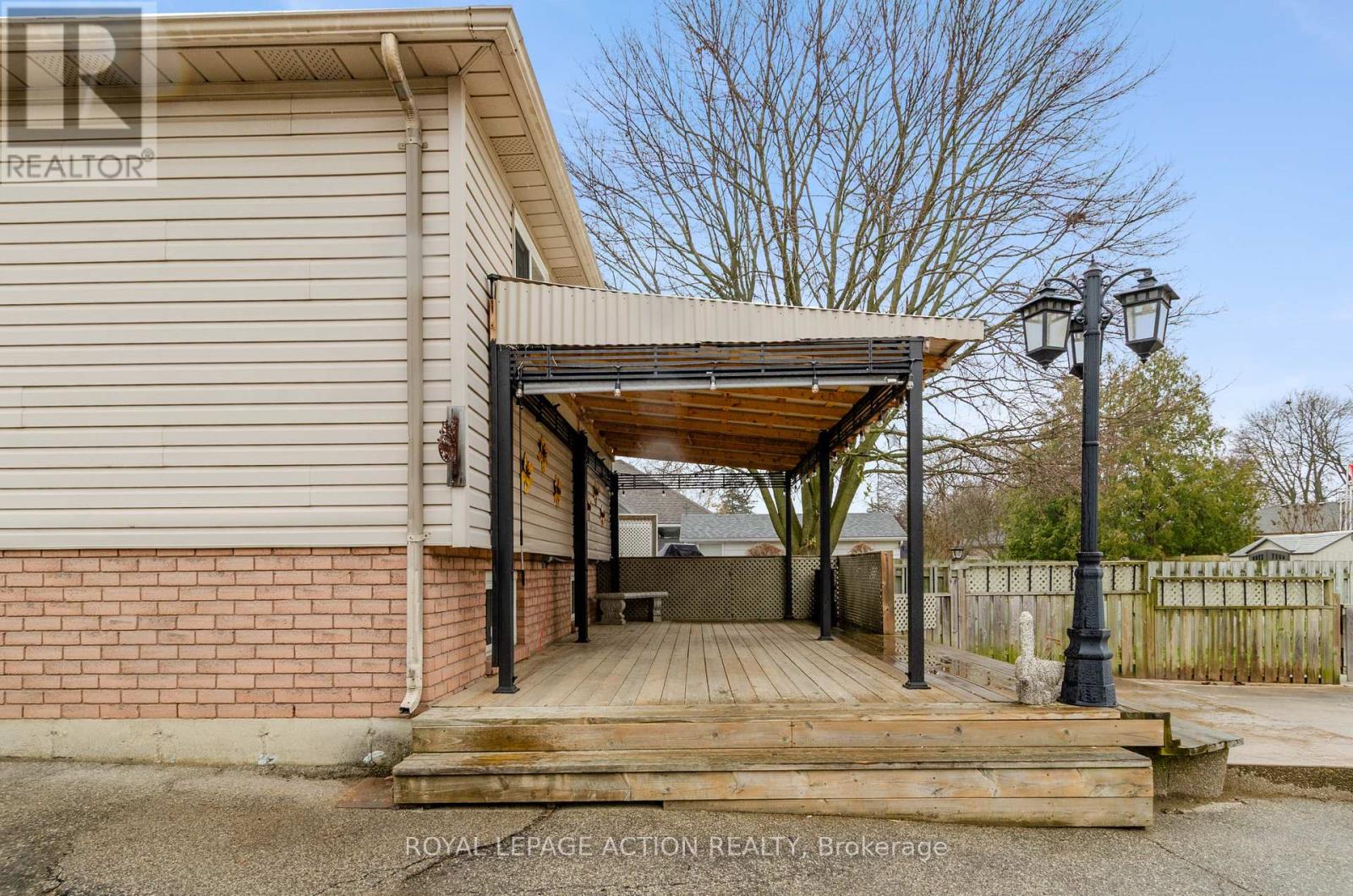 71 Barnes Avenue, Brantford, Ontario  N3R 4Y9 - Photo 25 - X12970024