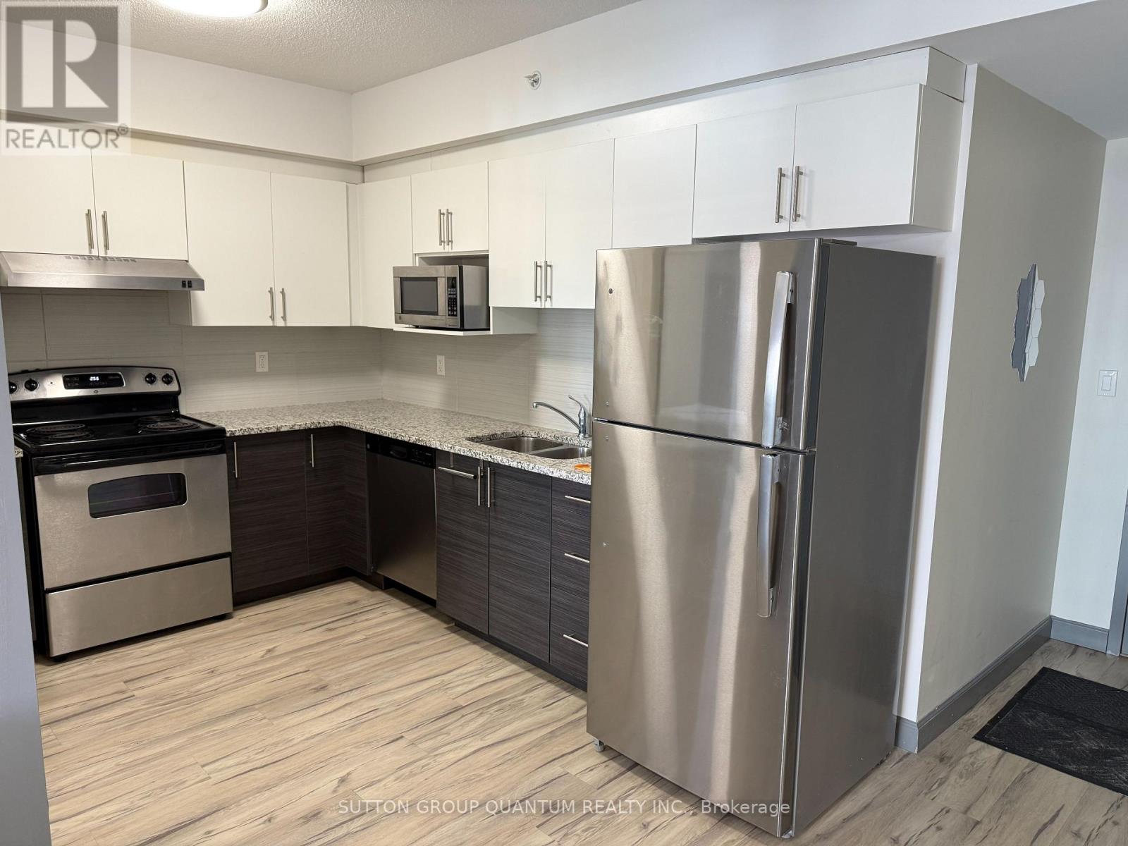 1818 - 258a Sunview Street, Waterloo, Ontario  N2L 0H6 - Photo 4 - X12970134