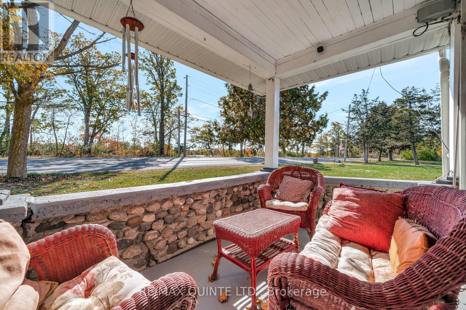 562 Trenton Frankford Road, Quinte West, Ontario  K8V 5P6 - Photo 11 - X12970356