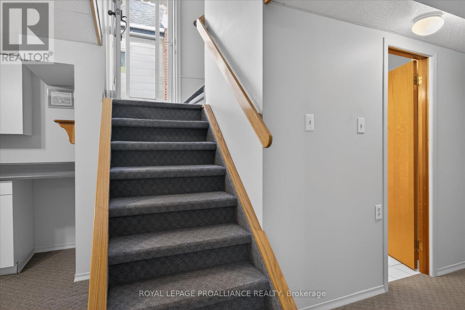 733 Cameron Street, Peterborough, Ontario  K9J 4A1 - Photo 24 - X12970514